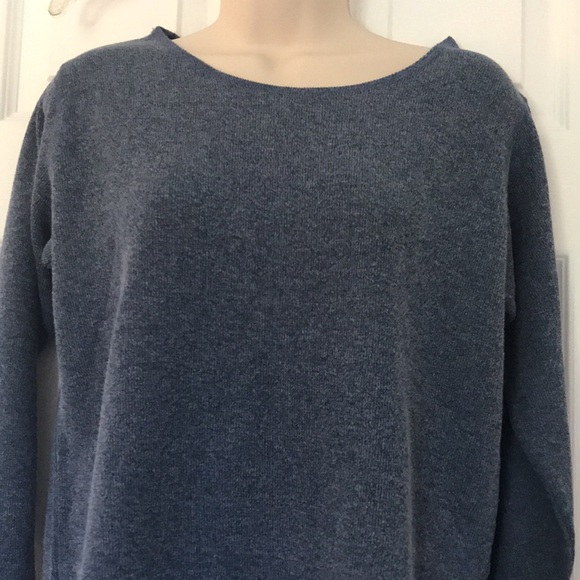 🤩Blue Capezio Long Sleeve Ribbed Shirt🤩 - Picture 2 of 5